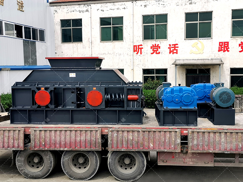 青石和河卵石哪個制砂好？用對輥破碎機怎么樣？