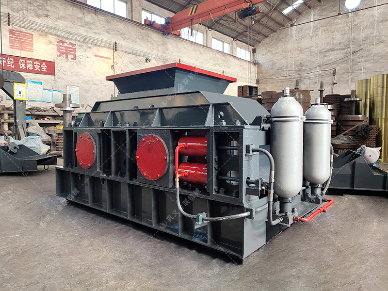 花崗巖液壓對輥破碎機(jī)多少錢？有沒有好的廠家推薦？