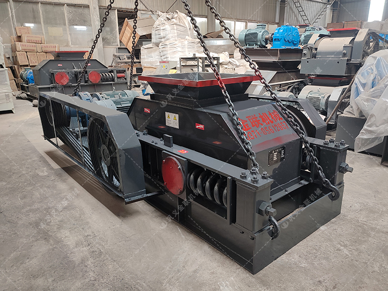 為什么越來越多的工程選擇雙齒輥破碎機(jī)處理水泥路面？