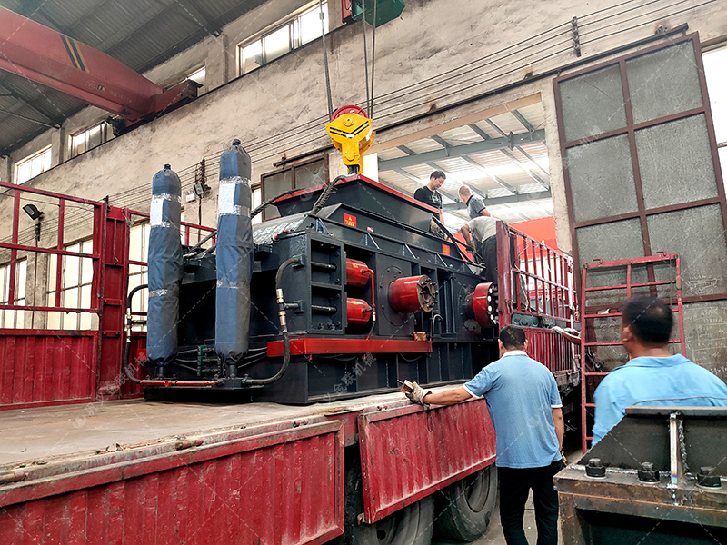 選購液壓對輥制砂機時容易被忽視的參數是什么？